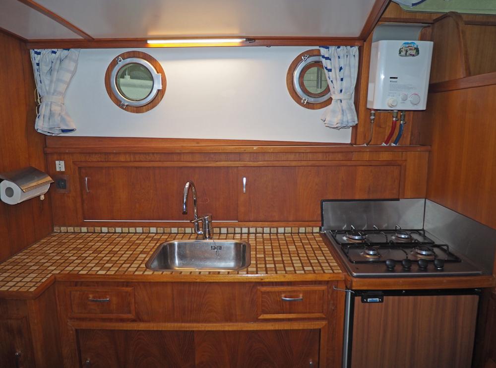 Fore ship, Accommodation